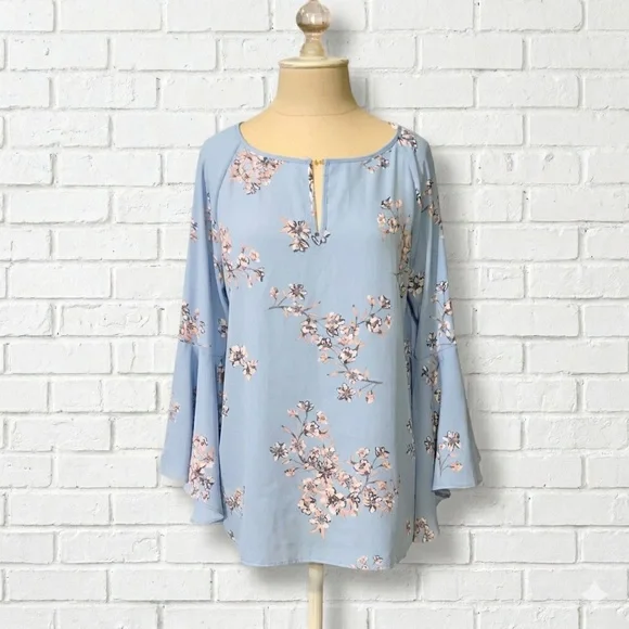Ivanka Trump floral bell sleeve blouse size small - Picture 2 of 5